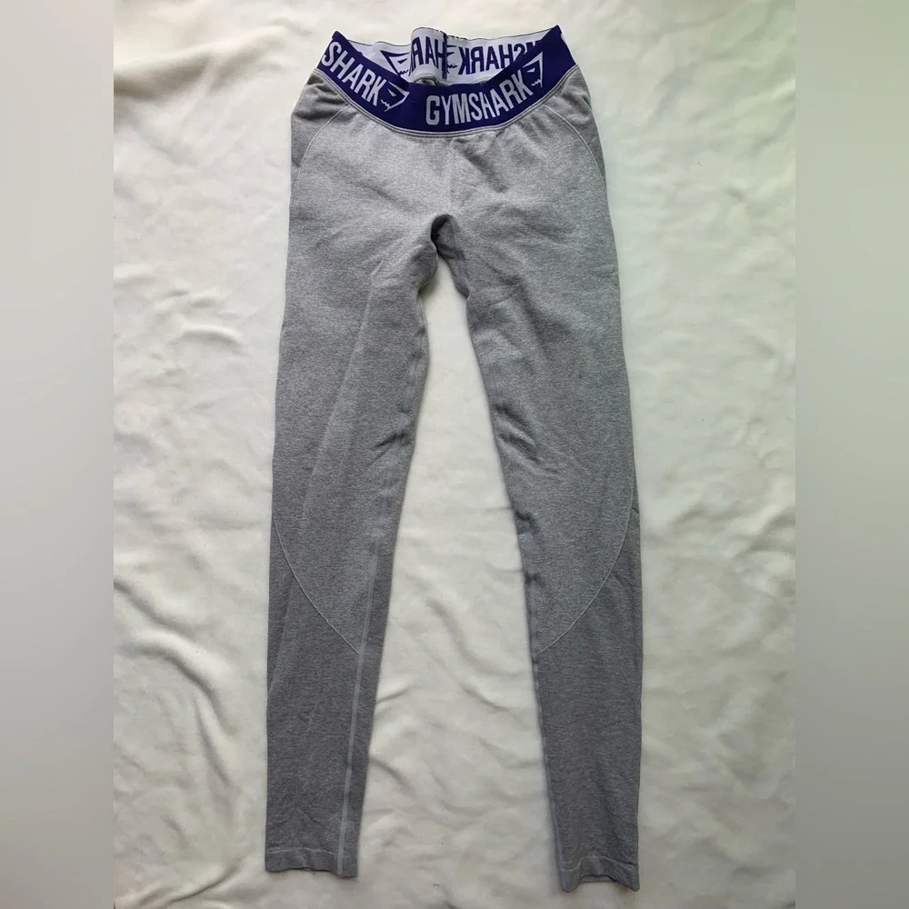 Gymshark Dry Moisture Management Legging - Picture 3 of 7